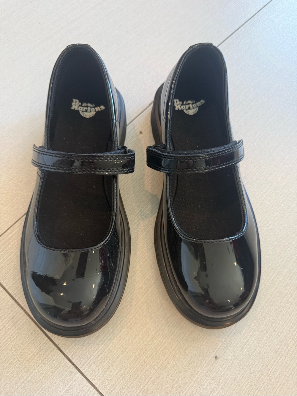 Dr. Martens Maccy Womens Black Patent Leather Loafers Girls Size 4 - Picture 8 of 8